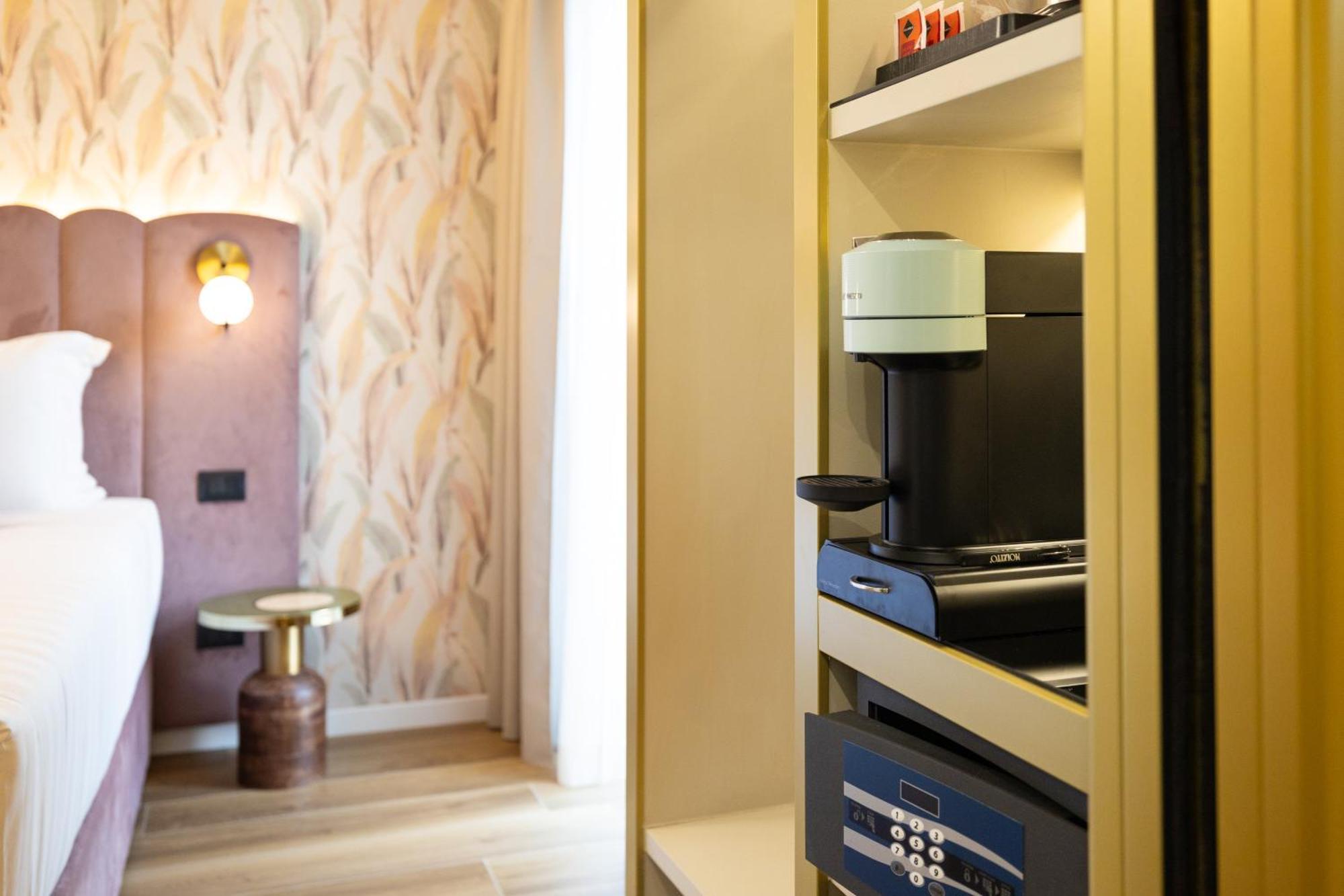 Mavi Luxury Suites Rome Exterior photo