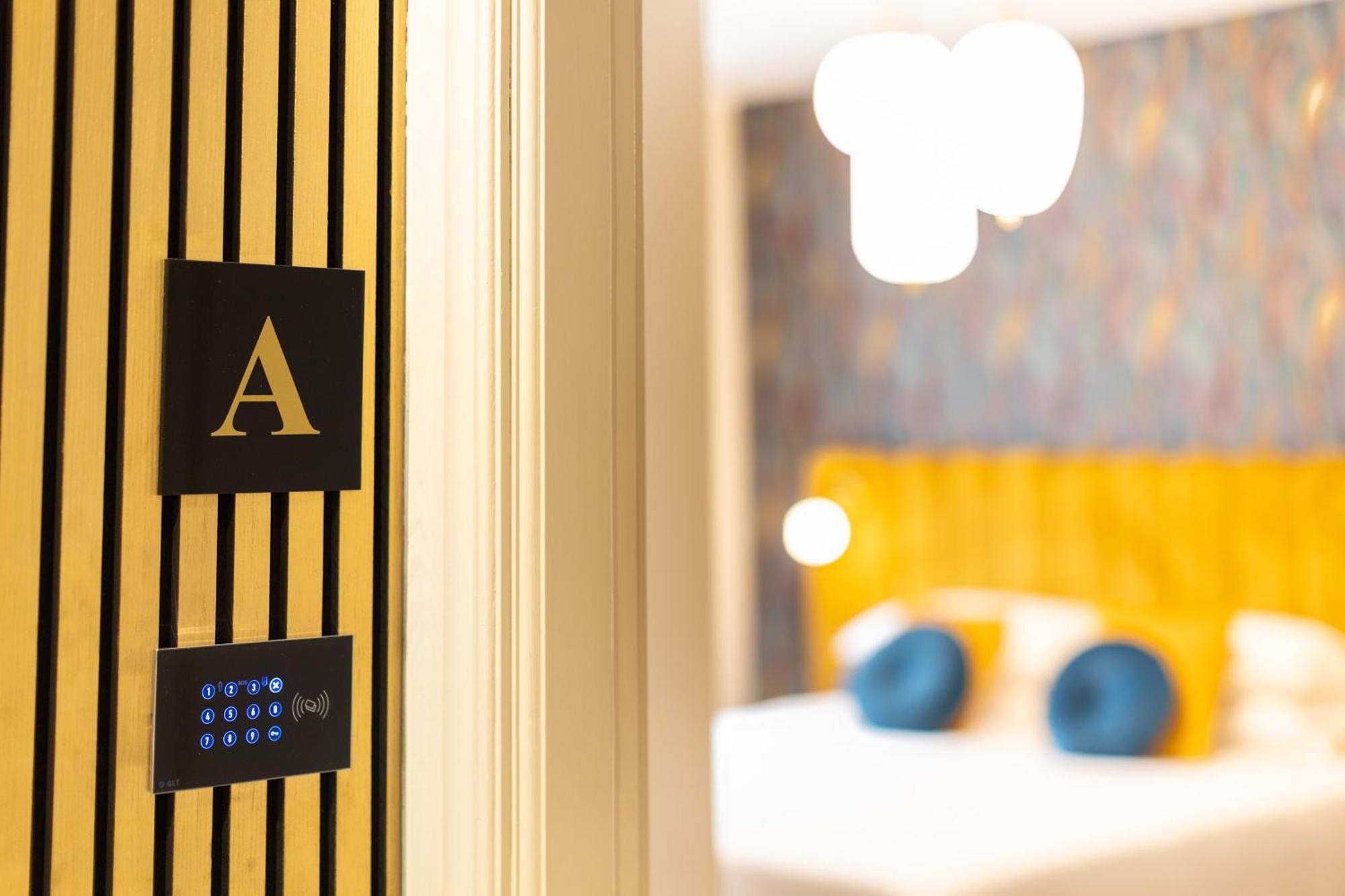Mavi Luxury Suites Rome Exterior photo